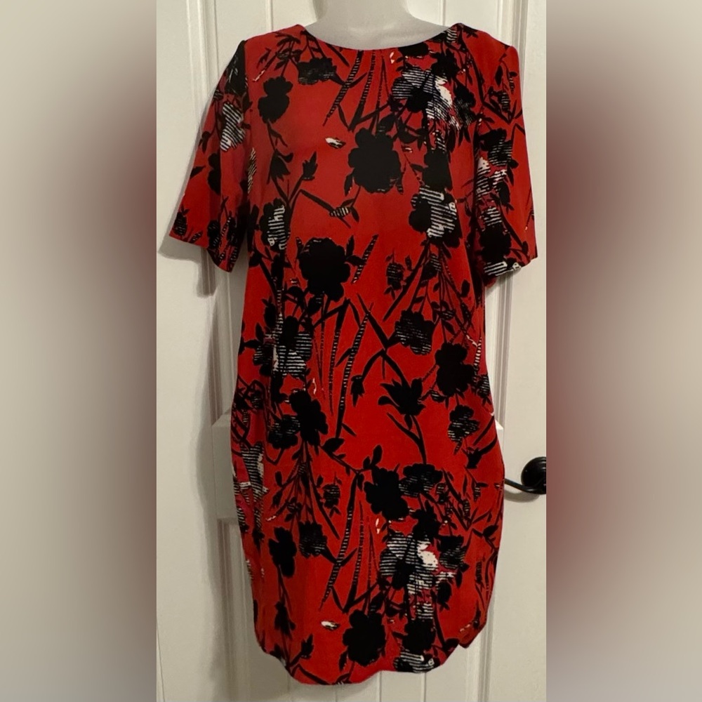 The Collection Womens red dress with a black floral design. Zips in the back.